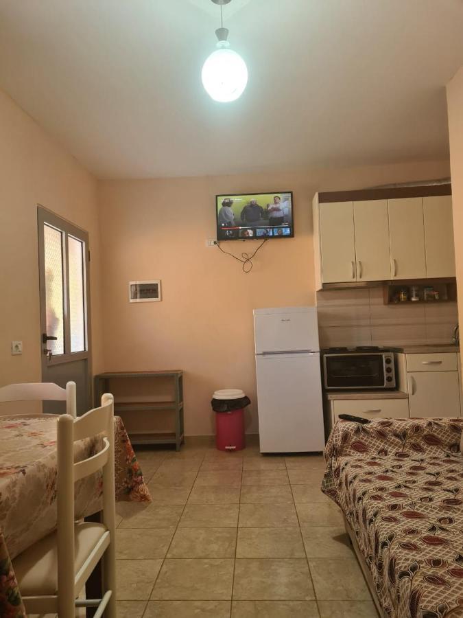 Martini Vacation Home Саранда Екстер'єр фото